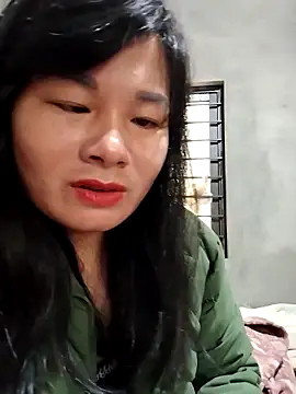 kute-00 online show from 11-28-25, 02:25