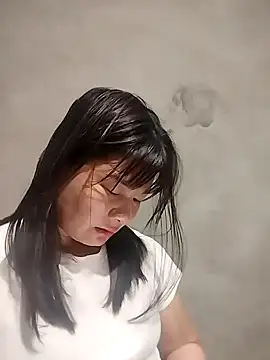 kute-00 online show from 02-06-26, 01:47