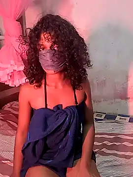 LarkingNewel online show from 03-11-26, 11:49