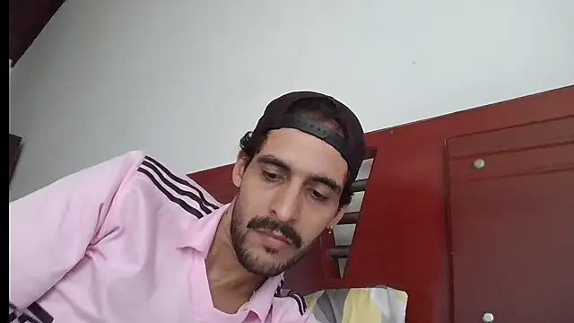 Snapshot of mochakkdj chatting on 10-09-25, 01:31 mochakkdj online show from 10-09-25, 01:31