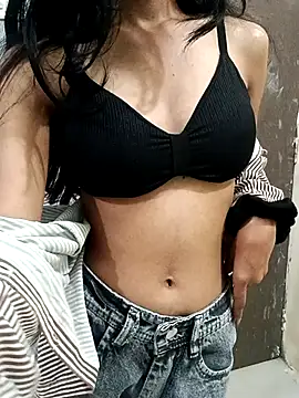 Daizy Shah online show from 01-05-26, 05:38