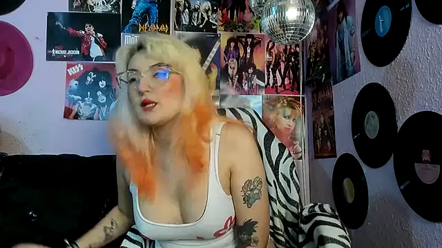 Avril Maria online show from 03-13-26, 06:36