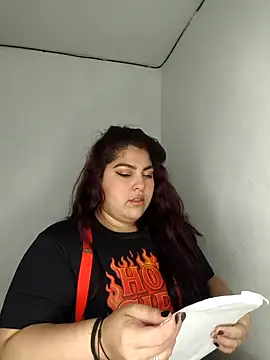 kendra lil evill online show from 10-25-25, 10:34