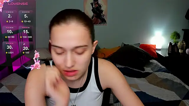 Alisa  Kelly online show from 11-15-25, 02:20