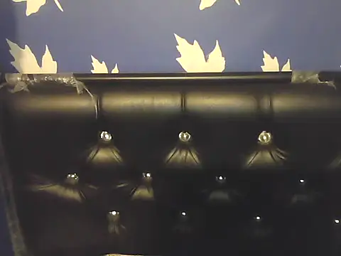 SoftButDeadly0 online show from 12-04-25, 05:10