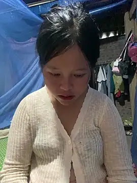 Snapshot of O_o_UwU_o_O chatting on 10-10-25, 09:19 O o UwU o O online show from 10-10-25, 09:19