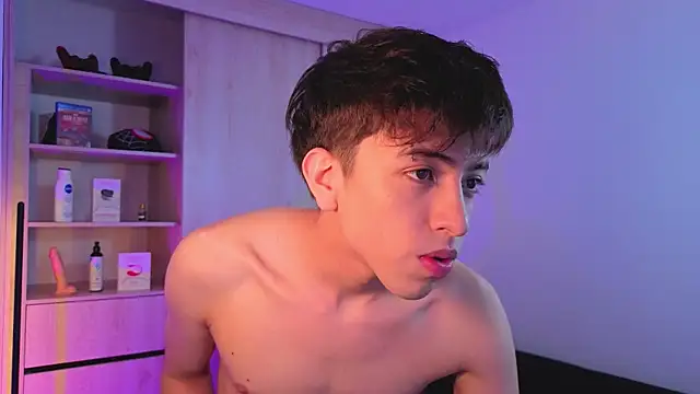 Snapshot of onlinenico chatting on 09-18-25, 09:06 onlinenico online show from 09-18-25, 09:06