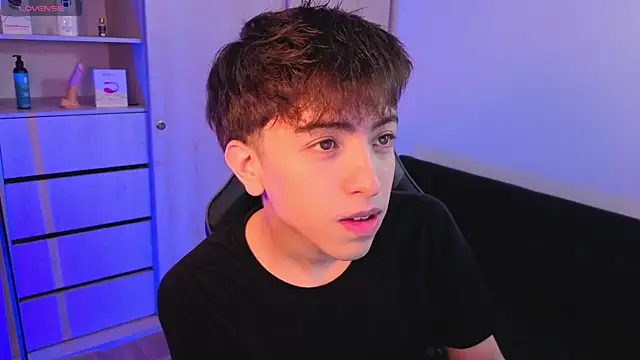 Snapshot of onlinenico chatting on 09-24-25, 07:39 onlinenico online show from 09-24-25, 07:39