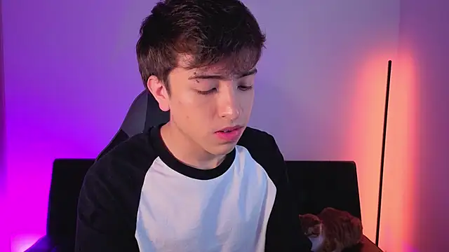 Snapshot of onlinenico chatting on 11-26-25, 08:10 onlinenico online show from 11-26-25, 08:10