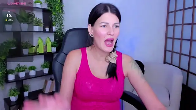 O1d Lady online show from 10-10-25, 08:57