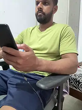 Snapshot of Vineeth3906 chatting on 06-07-26, 11:58 Vineeth3906 online show from 06-07-26, 11:58