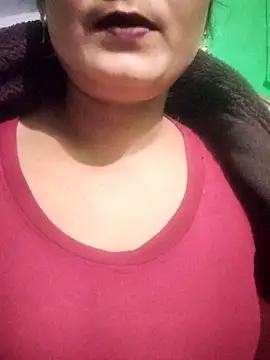 Kavya hot online show from 11-25-25, 04:18