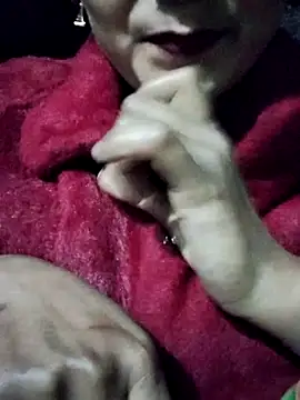 Kavya hot online show from 11-27-25, 03:58