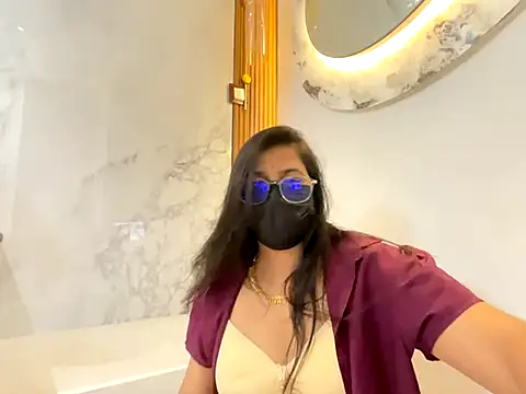 Snapshot of sexydaizy chatting on 10-15-25, 05:40 sexydaizy online show from 10-15-25, 05:40