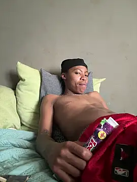 Snapshot of Tookey012 chatting on 10-06-25, 02:36 Tookey012 online show from 10-06-25, 02:36