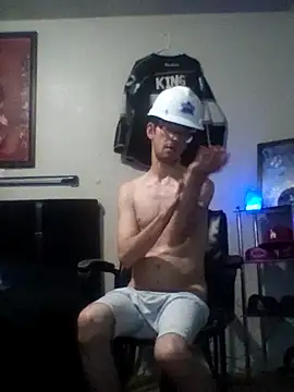 Snapshot of OchreTango466 chatting on 09-24-25, 09:23 OchreTango466 online show from 09-24-25, 09:23