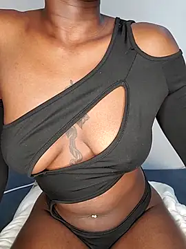 Snapshot of _Uphele chatting on 09-26-25, 07:51 Uphele online show from 09-26-25, 07:51