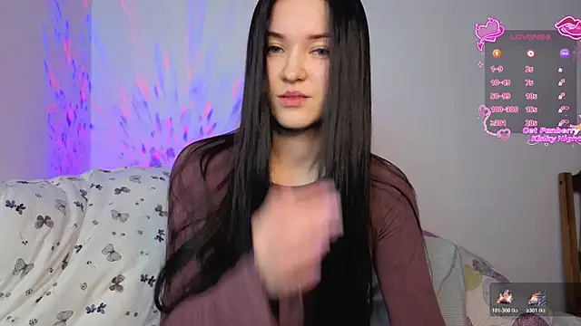 Veliora online show from 12-15-25, 05:39