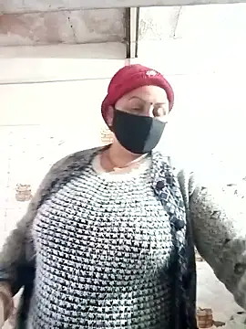 Snapshot of Rakhi_sawant143 chatting on 01-10-26, 02:35 Rakhi sawant143 online show from 01-10-26, 02:35