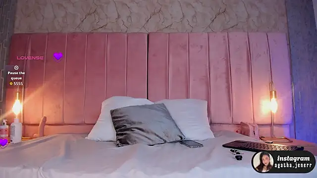 agatha jener online show from 03-23-26, 11:25