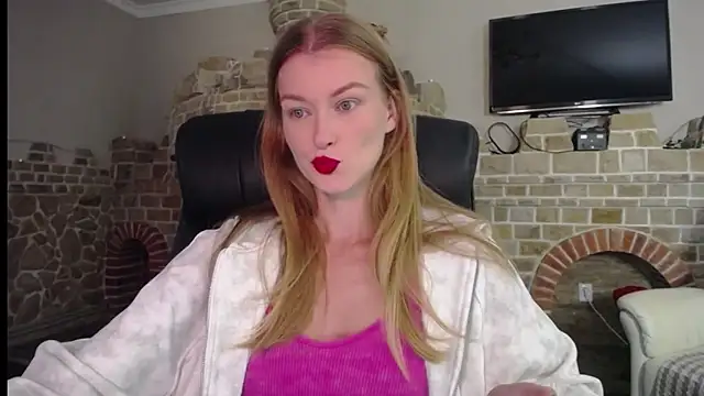 MysticVenus  online show from 09-18-25, 03:36