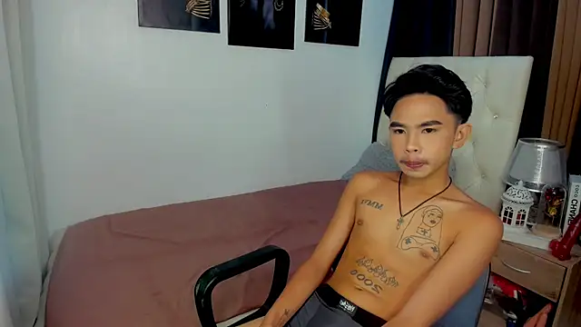 Snapshot of xxxhugecocktwinkxxx chatting on 09-18-25, 05:37 xxxhugecocktwinkxxx online show from 09-18-25, 05:37