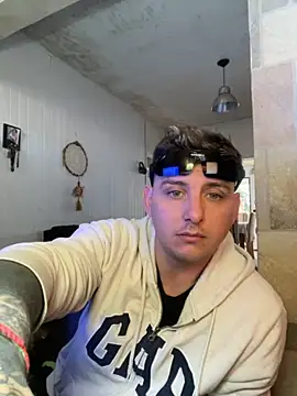 Snapshot of SantyPlayBig chatting on 09-08-25, 08:52 SantyPlayBig online show from 09-08-25, 08:52