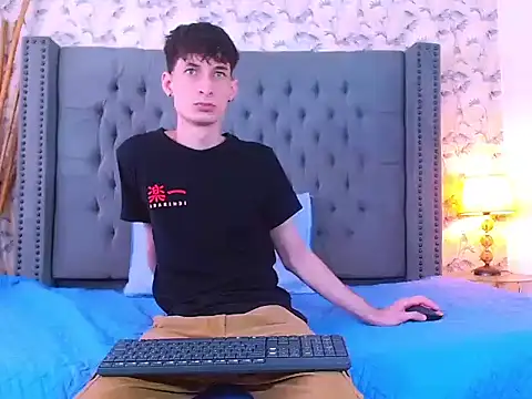 Luke Carter online show from 11-03-25, 01:12