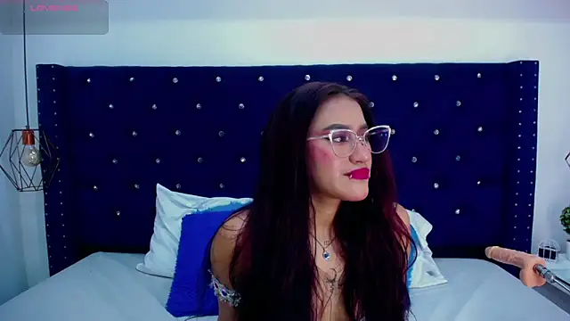 miss aris online show from 11-10-25, 04:33