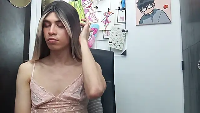 Snapshot of Andy_Roses chatting on 10-28-25, 11:51 Andy Roses online show from 10-28-25, 11:51