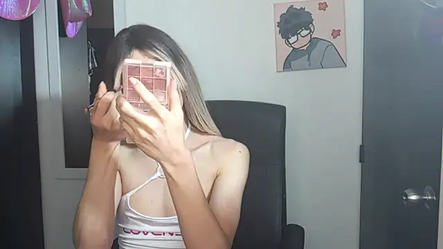 Snapshot of Andy_Roses chatting on 11-06-25, 10:21 Andy Roses online show from 11-06-25, 10:21