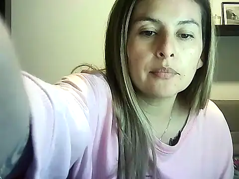 Valery  Rouse  online show from 04-20-26, 10:44