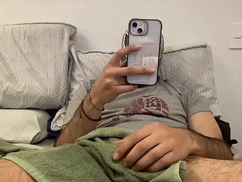 Snapshot of Superwow54 chatting on 10-26-25, 08:04 Superwow54 online show from 10-26-25, 08:04