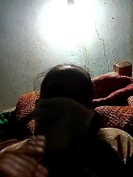 Snapshot of Hot-honi chatting on 09-28-25, 03:06 Hot-honi online show from 09-28-25, 03:06