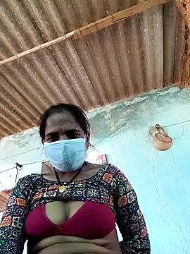 Snapshot of Hot-honi chatting on 10-02-25, 03:24 Hot-honi online show from 10-02-25, 03:24