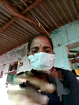 Snapshot of Hot-honi chatting on 10-09-25, 01:53 Hot-honi online show from 10-09-25, 01:53