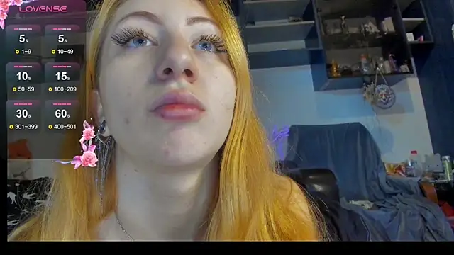 Snapshot of DaddysLittleSlutfox chatting on 11-29-25, 11:02 DaddysLittleSlutfox online show from 11-29-25, 11:02