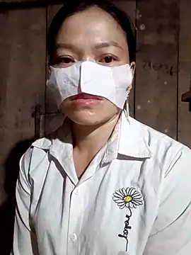 Snapshot of liss-su chatting on 10-09-25, 08:40 liss-su online show from 10-09-25, 08:40