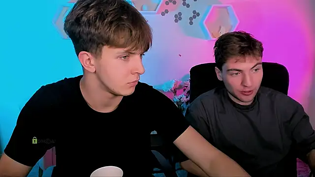 Snapshot of travis_wolf_ chatting on 12-04-25, 07:55 travis wolf online show from 12-04-25, 07:55