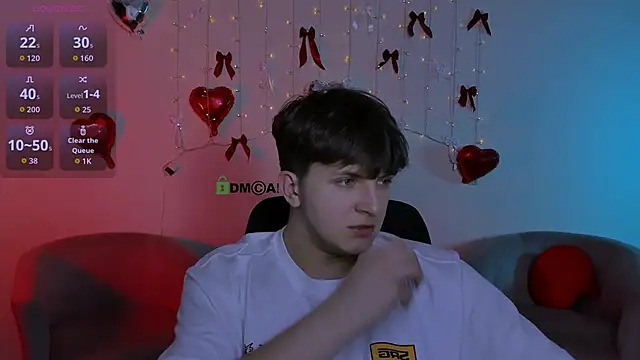 travis wolf  online show from 04-25-26, 01:41