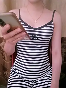 CherryBeii online show from 07-18-26, 04:38