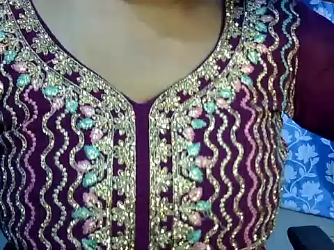 Sexy vipasha online show from 11-07-25, 07:25