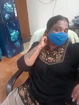 Snapshot of Tamil_Kavitha10 chatting on 11-11-25, 09:31 Tamil Kavitha10 online show from 11-11-25, 09:31