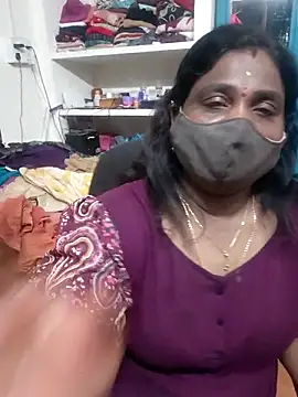 Snapshot of Tamil_Kavitha10 chatting on 05-06-26, 02:44 Tamil Kavitha10 online show from 05-06-26, 02:44
