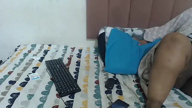 Chubby Queenx255 online show from 11-16-25, 06:24