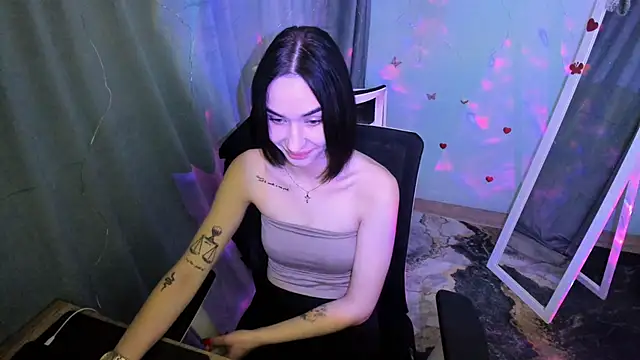 Bella Night4 online show from 12-01-25, 08:08