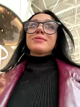 Snapshot of VendiMur chatting on 09-13-25, 03:17 VendiMur online show from 09-13-25, 03:17