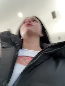 Snapshot of VendiMur chatting on 10-09-25, 03:15 VendiMur online show from 10-09-25, 03:15