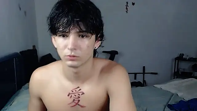 Snapshot of big_lunatic chatting on 10-07-25, 03:04 big lunatic online show from 10-07-25, 03:04