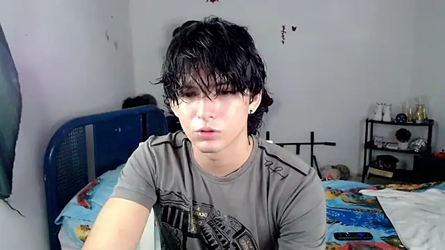 Snapshot of big_lunatic chatting on 11-03-25, 02:07 big lunatic online show from 11-03-25, 02:07